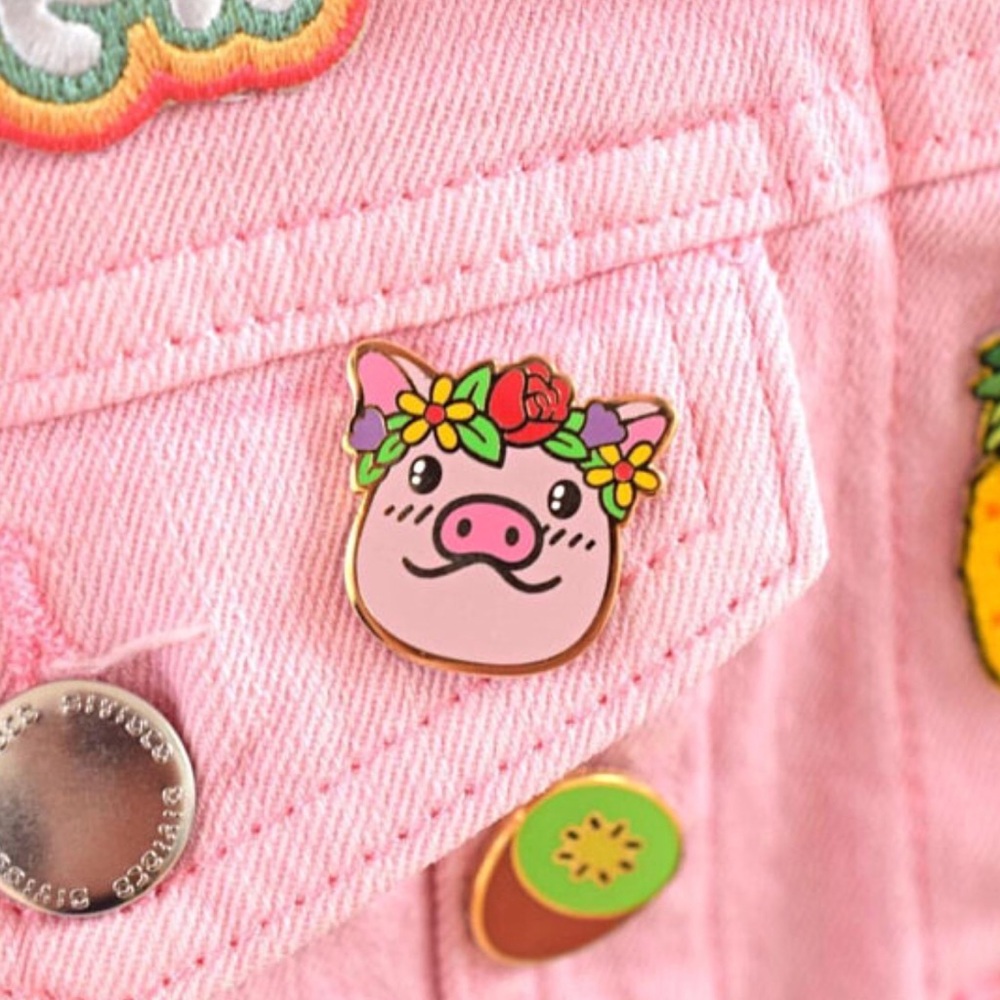 Hamlet the Piggy X Valley Cruise 1”Hard enamel pin